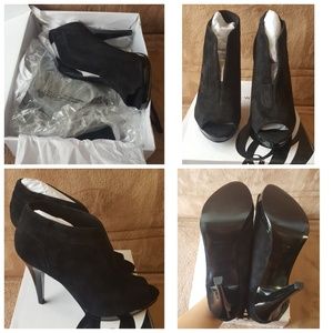 NEW Nine West - Pendant